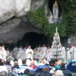 Lourdes: Padre Michel Daubanes, rettore Santuario Notre-Dame, stagione pellegrinaggi, pranzo stampa