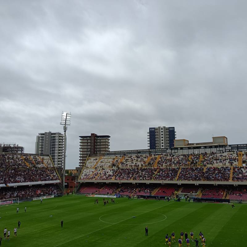 Salerno: allo Stadio Arechi match di beneficenza Nazionale Italiana Artisti Tv – Play2Give