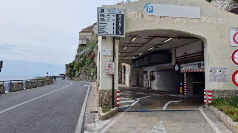 Amalfi: bando per lavori impianti garage Luna Rossa