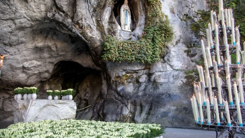Lourdes: 8 Dicembre festa dell’Immacolata Concezione