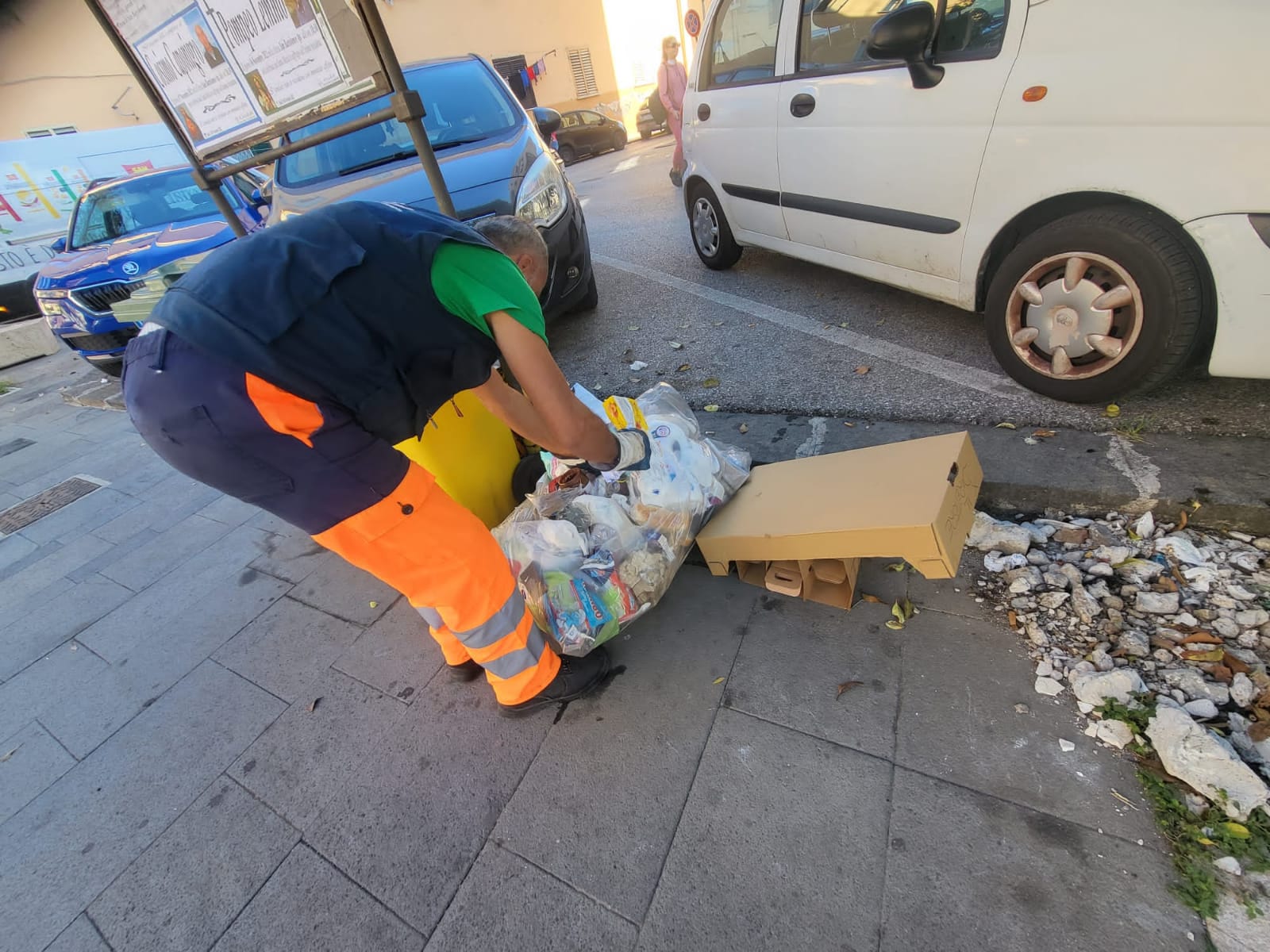 Eboli: operazione rifiuti illegali, 6 trasgressori sanzionati