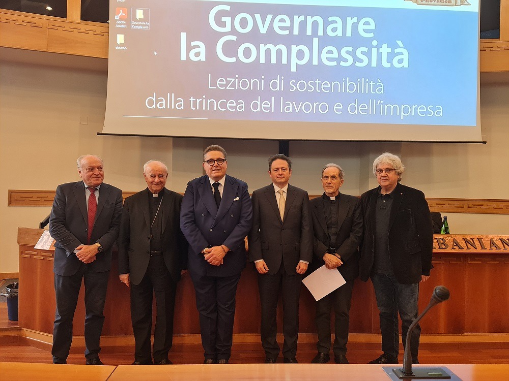 Roma: Pontificia Università Urbaniana, manifesto dell’uomo sostenibile, possibile governare complessità, petizione