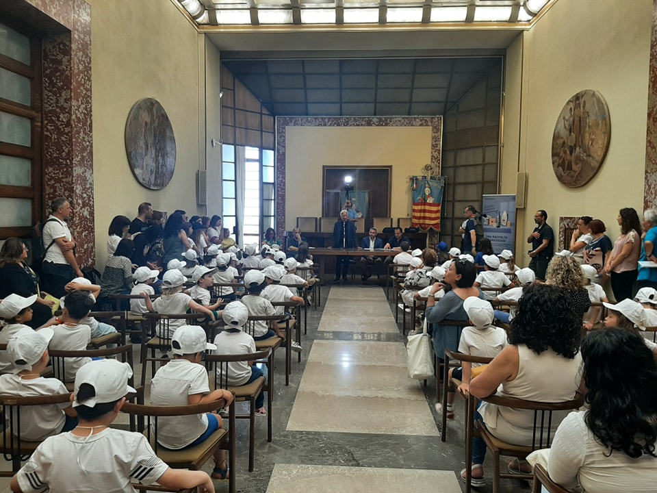 Salerno: Scuole virtuose per raccolta differenziata