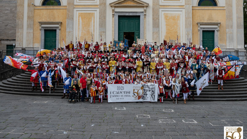 Cava de’ Tirreni: 50° anniversario Ente Sbandieratori Cavensi, 2 giorni di Storia, Cultura e Tradizione