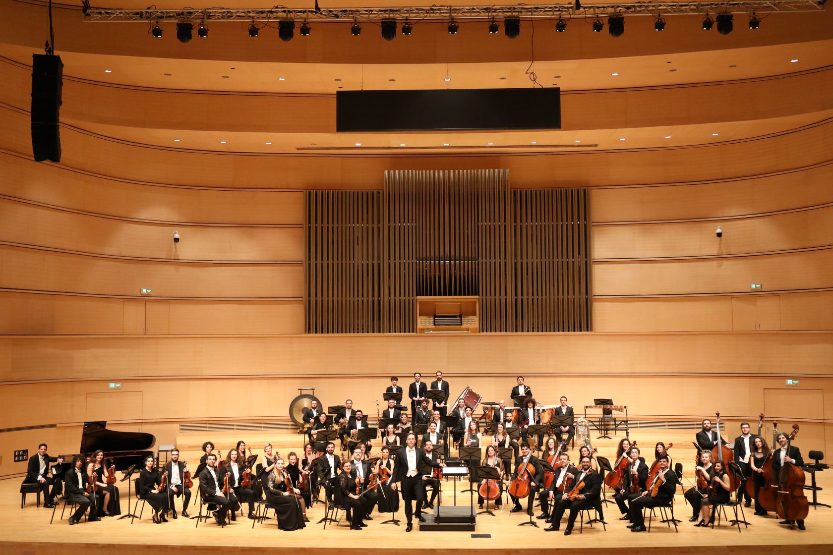 Vietri sul Mare: “Sogni Notturni”, Orchestra Filarmonica Campana alla Villa comunale