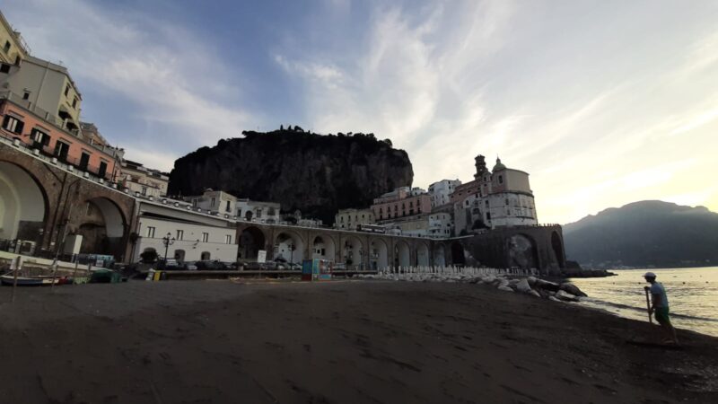 Atrani: affidata manutenzione spiaggia libera, vicoli e bagni pubblici