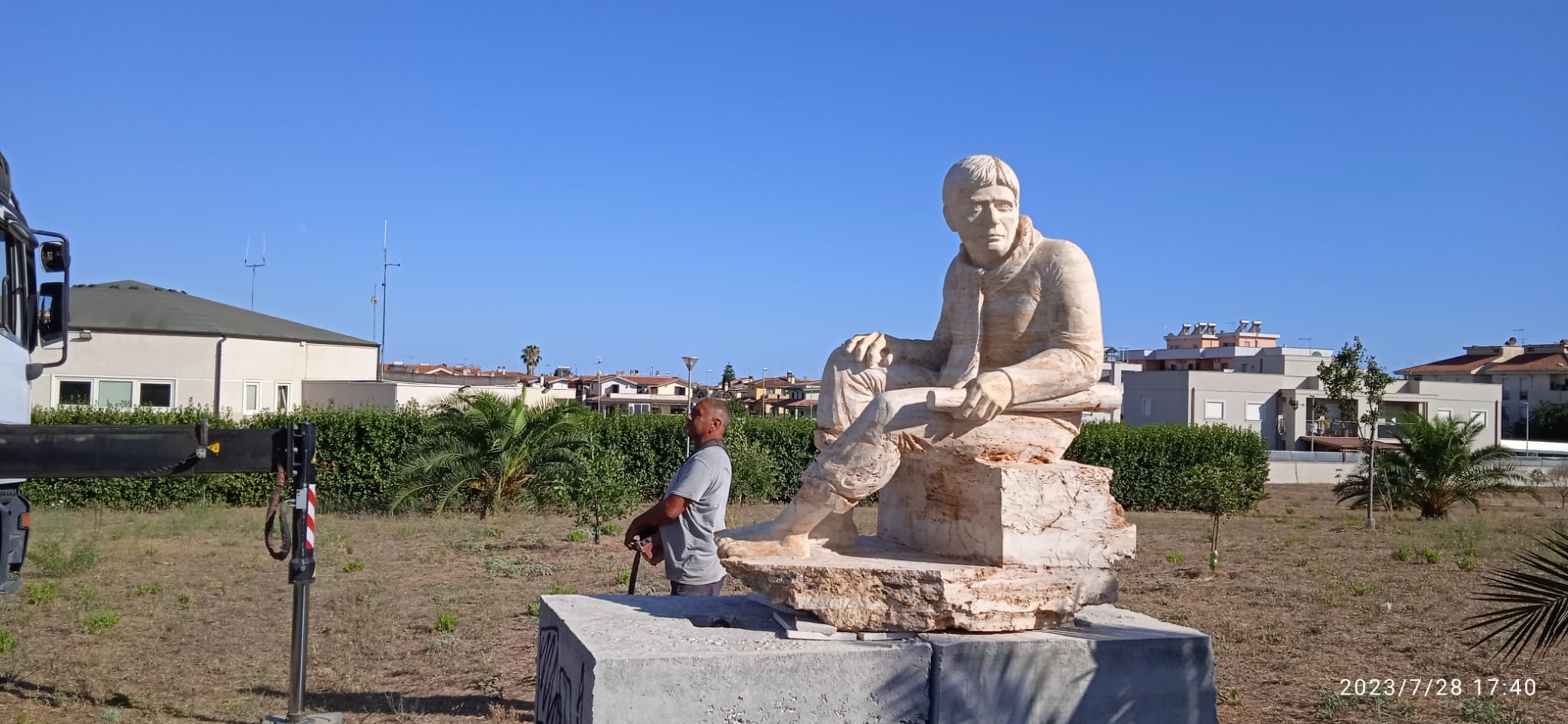 Roma: Fondazione Vassallo, a Ladispoli scultura in marmo a Sindaco Pescatore