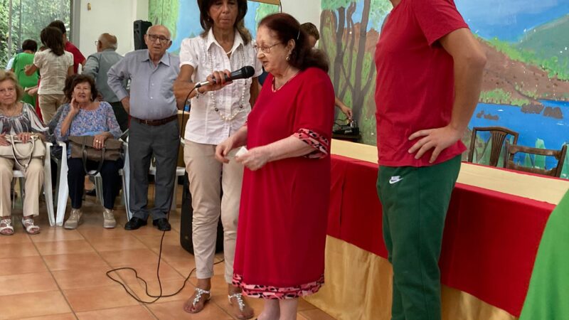 Salerno: Nonni in festa all’Associazione “Stella”