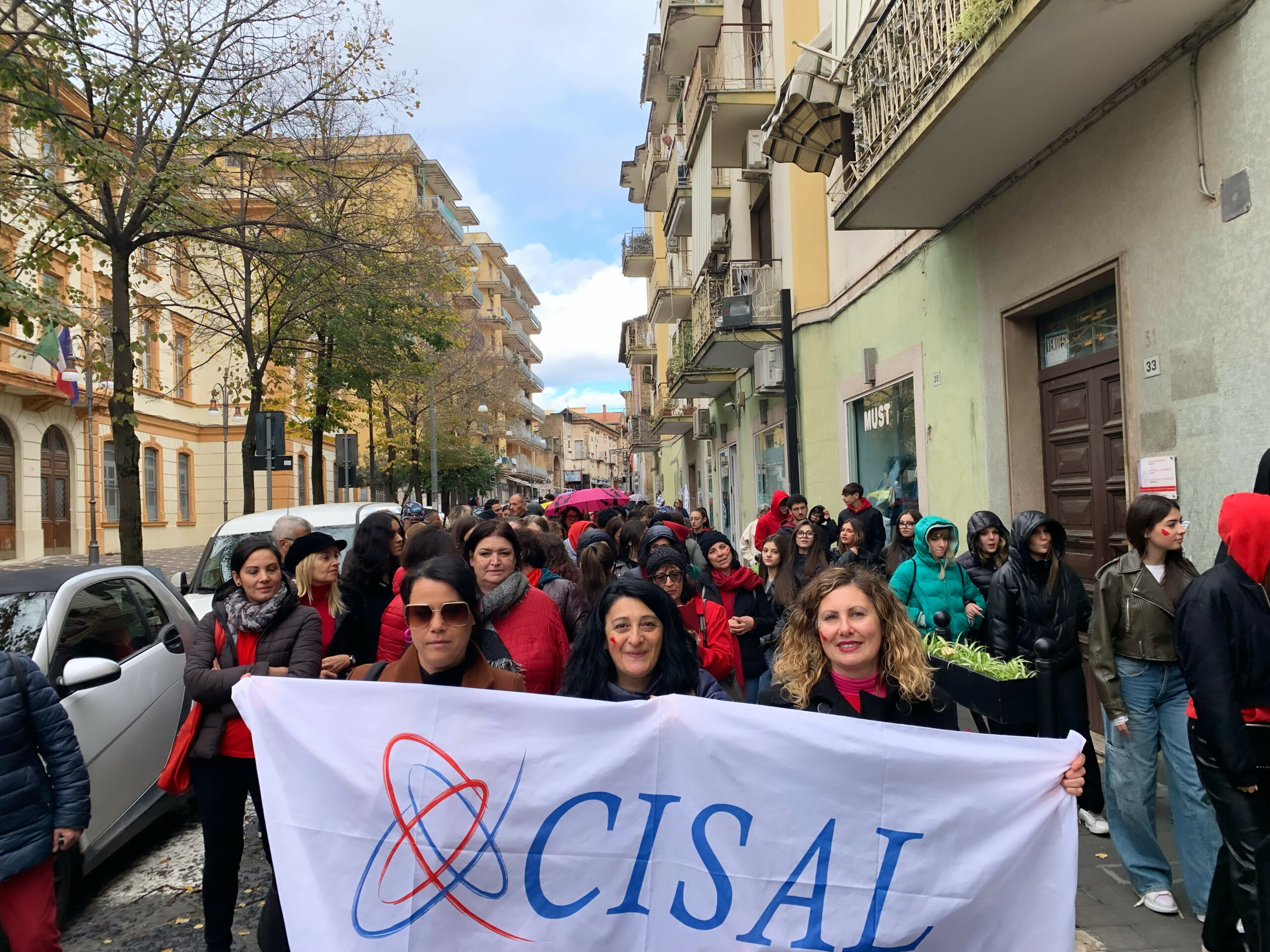 Caserta: Cisal, corteo contro violenza alle donne