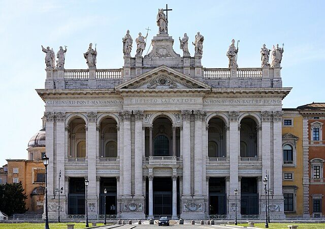 La Voce e la Vita della Chiesa: ”La Basilica di San Giovanni in Laterano“