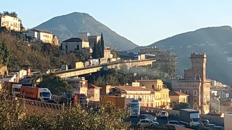 Salerno: Codacons “Via Porto terra di nessuno!” chiesto intervento urgente Sindaco,