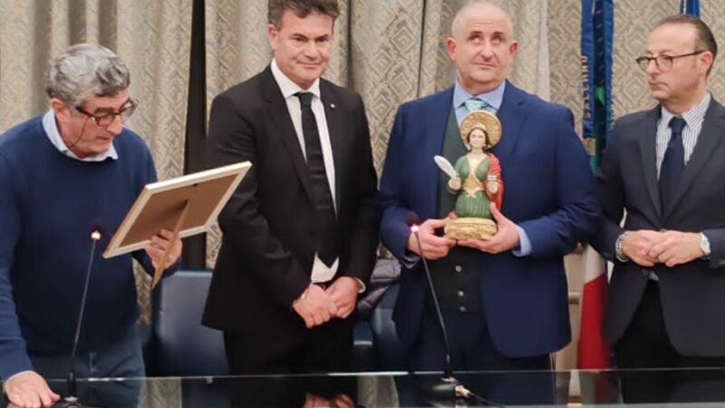 Salerno: Carisal, conferito Premio Santa Lucia 2023 a Presidente Credendino