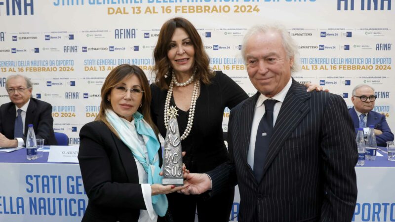 Napoli: Ministro Daniela Santanchè “Nautica da diporto vero motore di sviluppo economico del centro sud Italia”