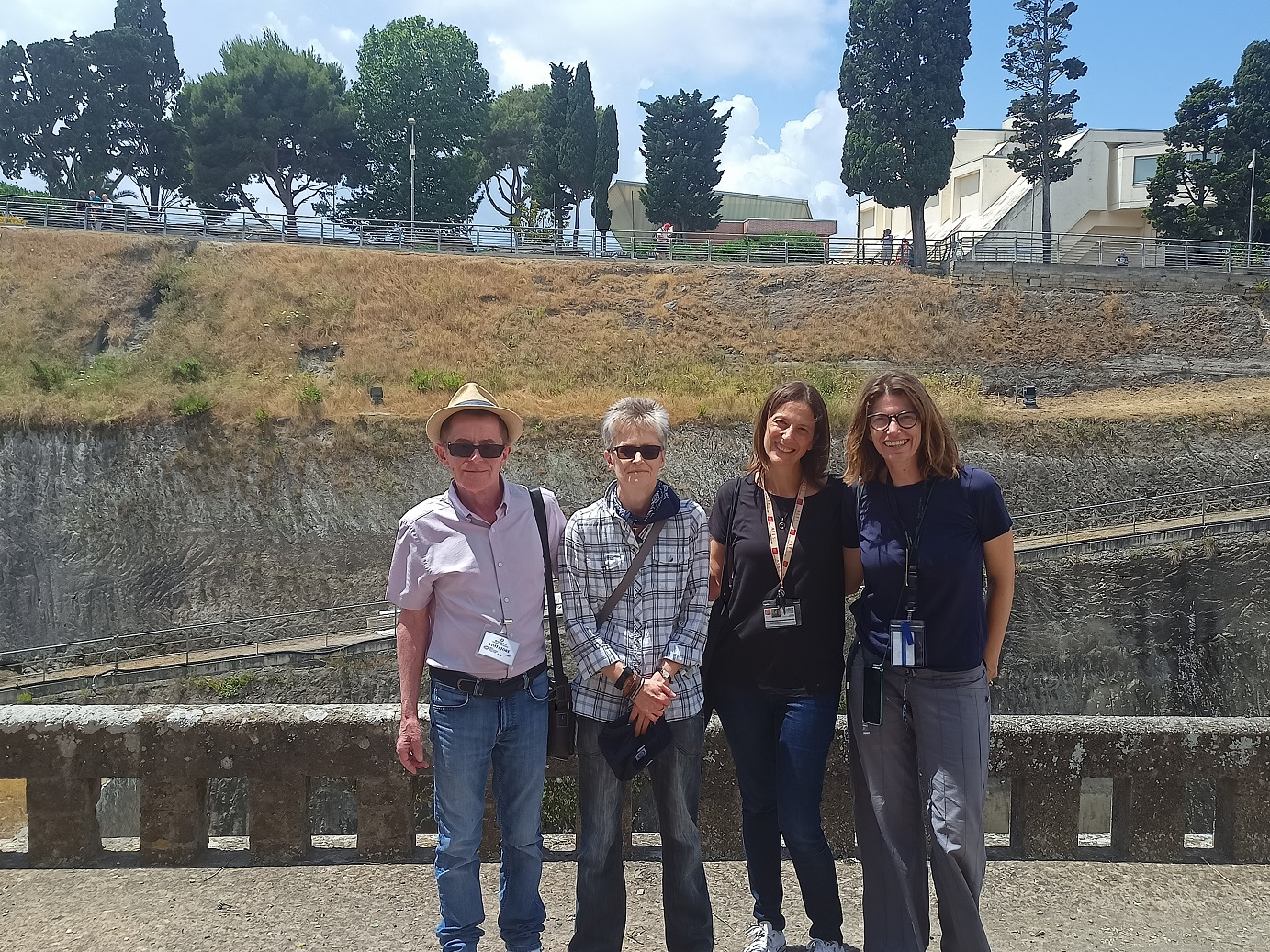 Ercolano: Parco Archeologico, ricordo  Peter J Smith, mecenate artistico scomparso recentemente