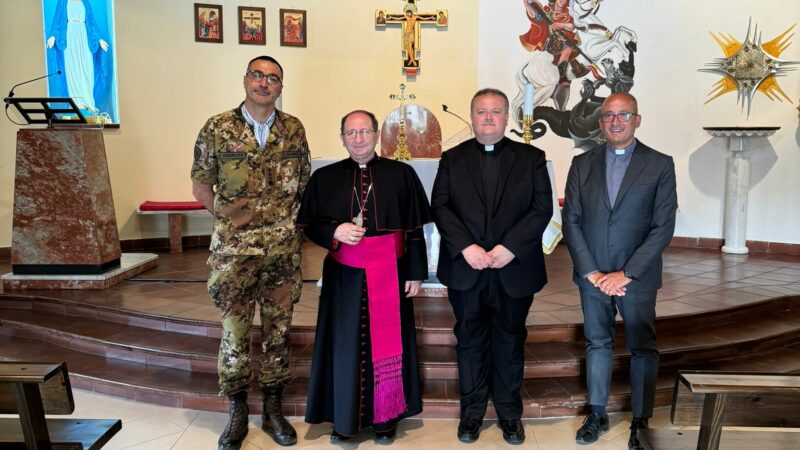 Salerno: visita di Mons. Raimo a Cavalleggeri Guide