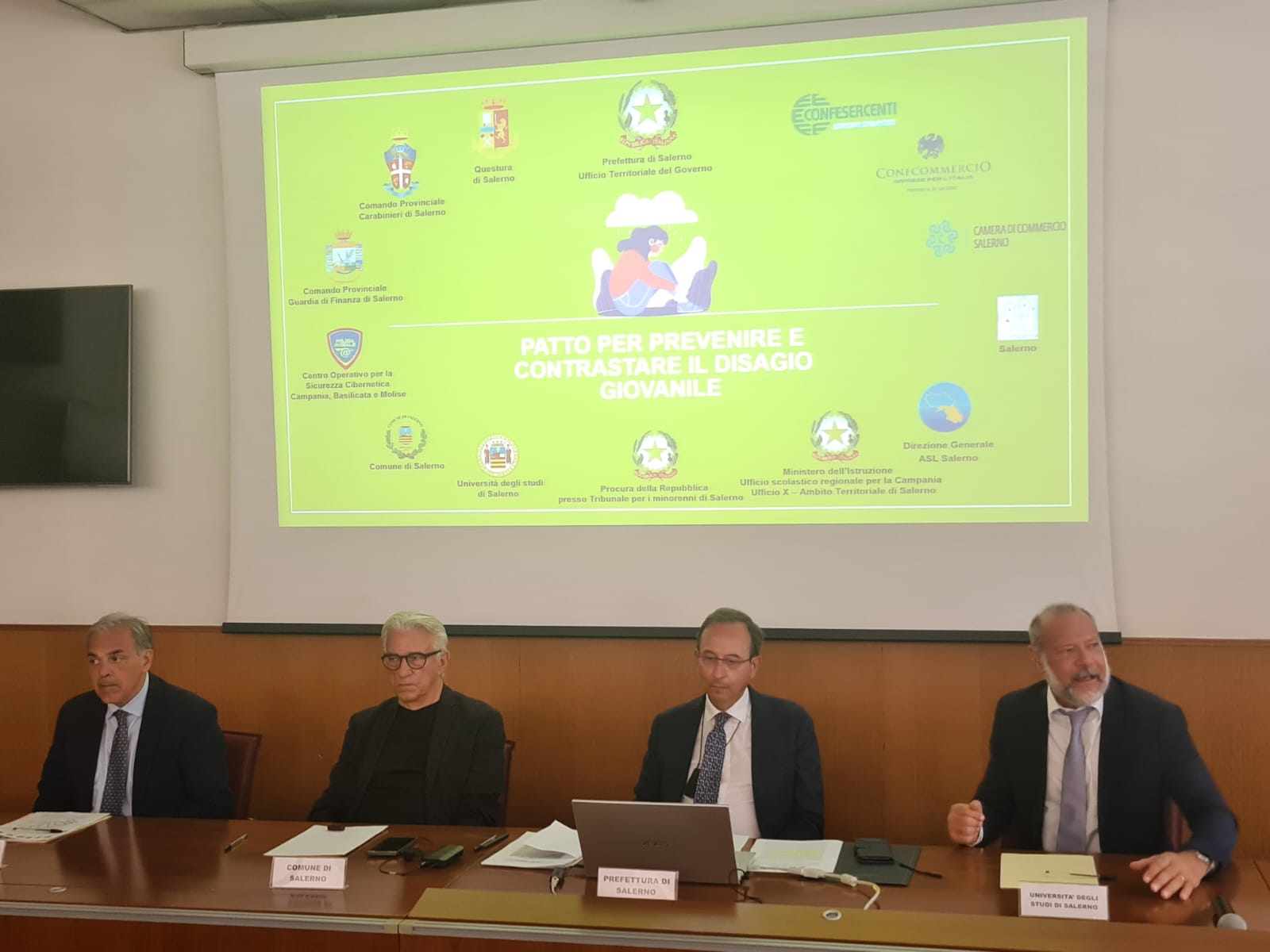 Salerno: Prefettura, firmato Patto per prevenire e contrastare disagio giovanile