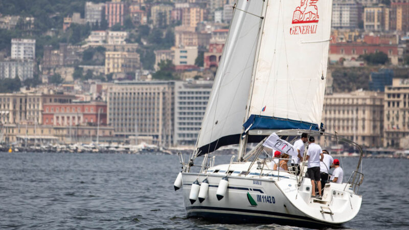 Napoli: Ail, “Sognando Itaca”, uscita in barca a vela per pazienti ematologici
