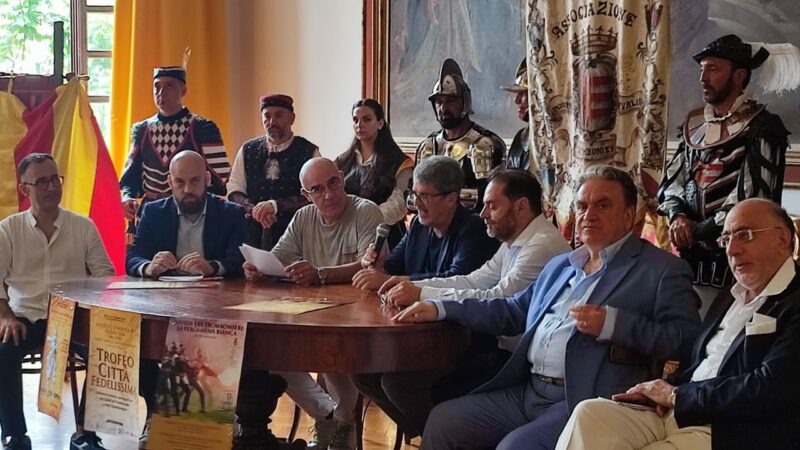 Cava de’ Tirreni: presentato programma 48^ ediz. Disfida dei Trombonieri