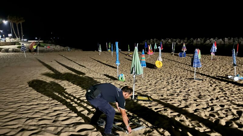 Castellabate: operazione spiagge libere, sequestrati centinaia d’ombrelloni e sedie sdraio