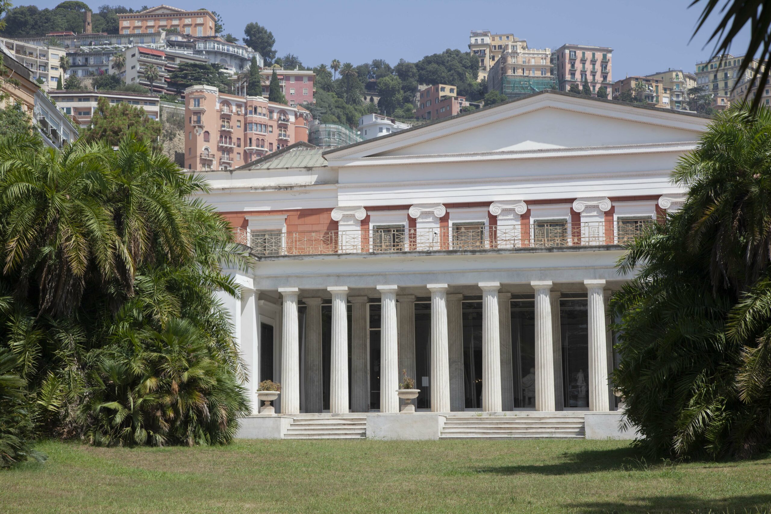 Napoli: Villa Pignatelli sotto direzione Palazzo Reale