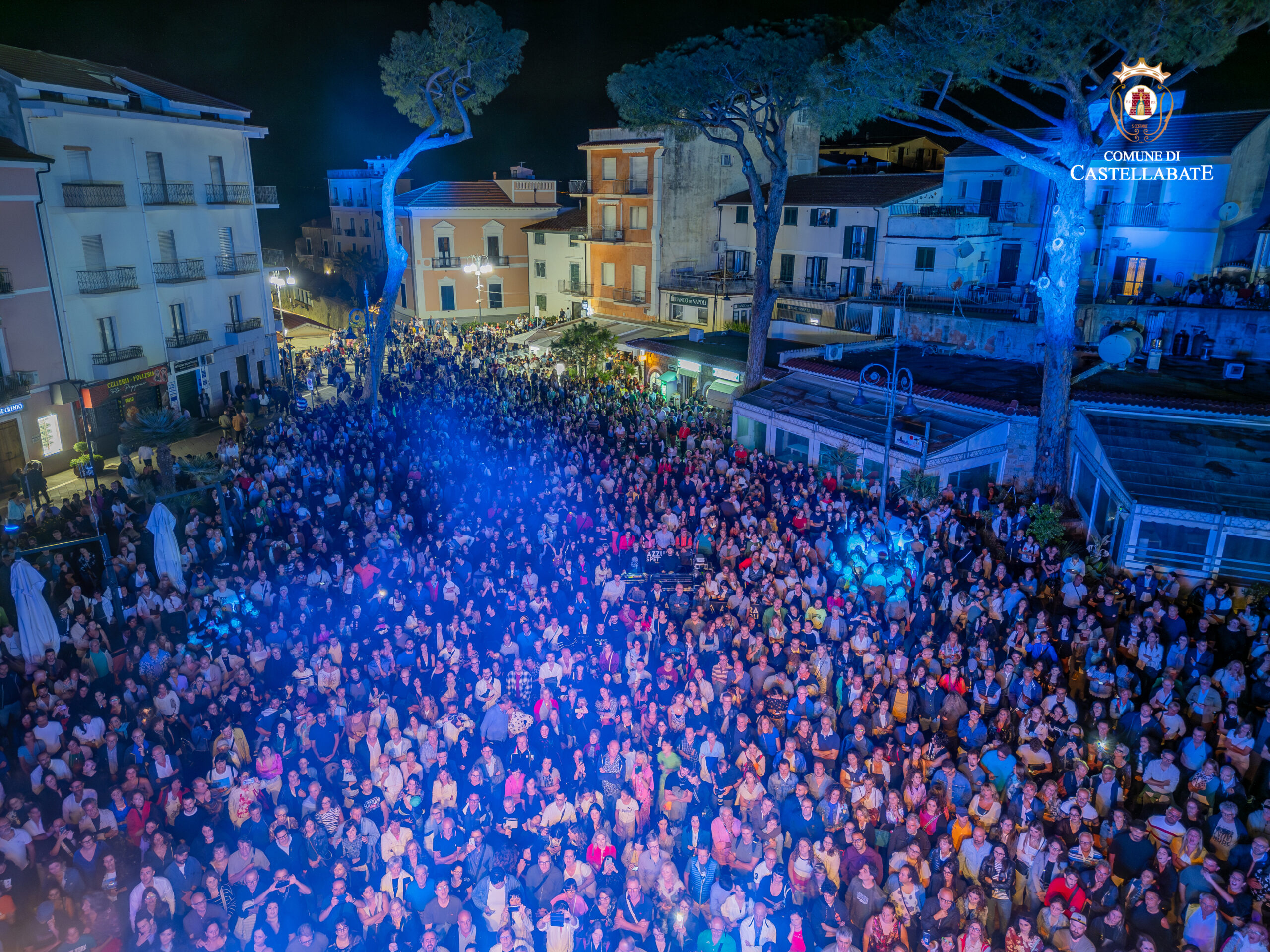 Castellabate: in migliaia a Concerto di Tiromancino