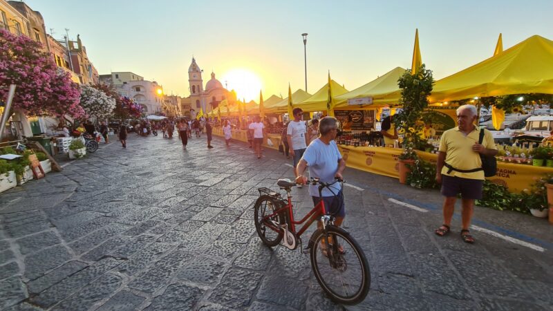 Campania: Coldiretti, vacanze fuori stagione, 11 milioni di presenze