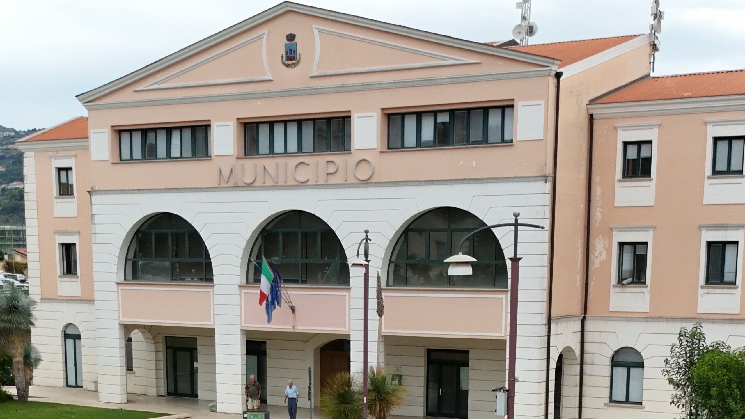 Agropoli: Municipio viola per Giornata Mondiale Prematurità