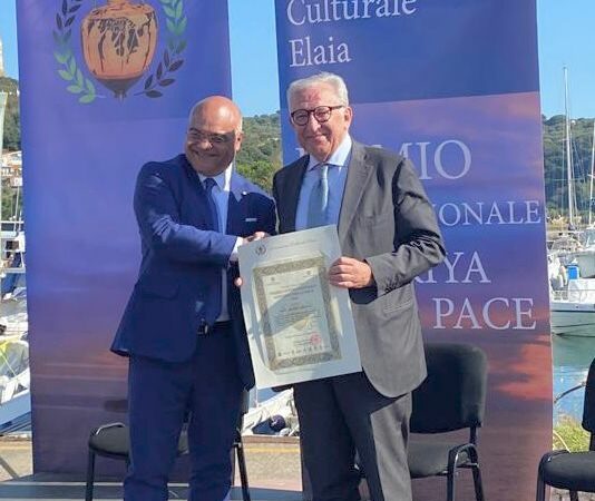 Camerota: a Marina Bcc Monte Pruno, “Premio Internazionale Nassiriya per la Pace 2024”, prestigioso riconoscimento a Direttore Michele Albanese