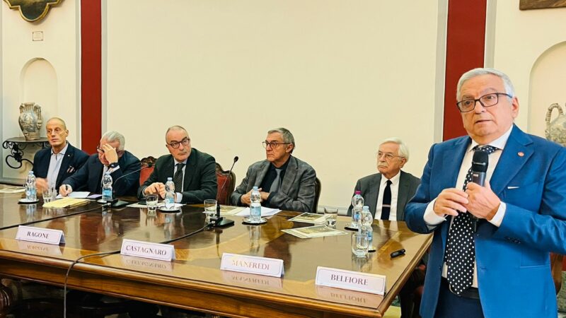 Napoli: interesse e partecipazione per convegno su centro storico 