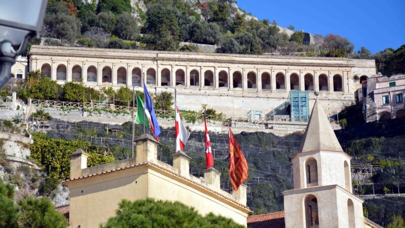 Amalfi: al via importante manutenzione all’ascensore per Cimitero, 300.000€ comunali