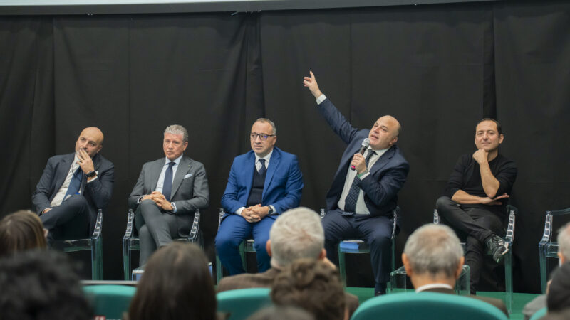 Giffoni Valle Piana: Borsa Mediterranea Formazione e Lavoro, grande partecipazione a I giornata