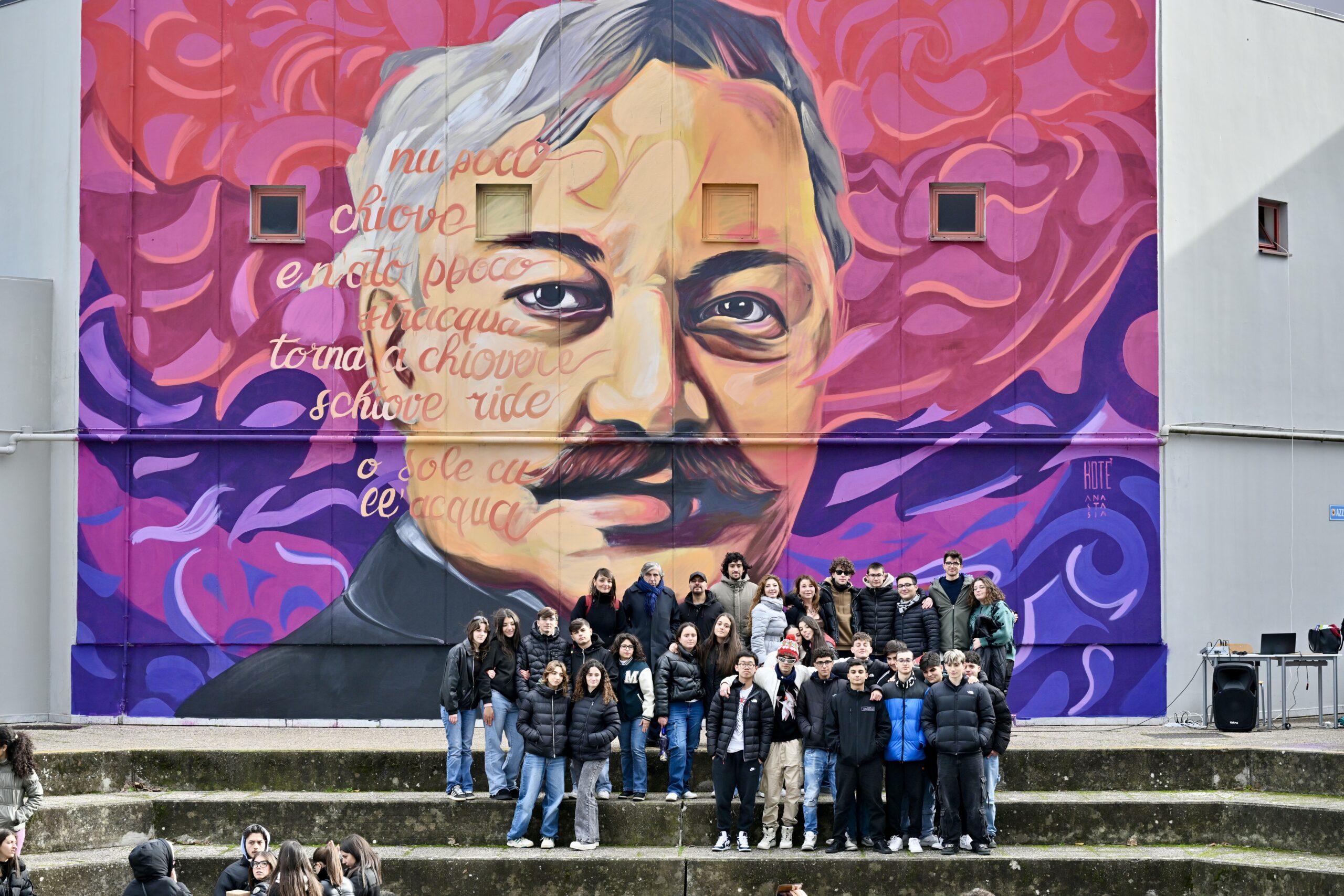 Napoli: inaugurato I murale a Salvatore Di Giacomo 