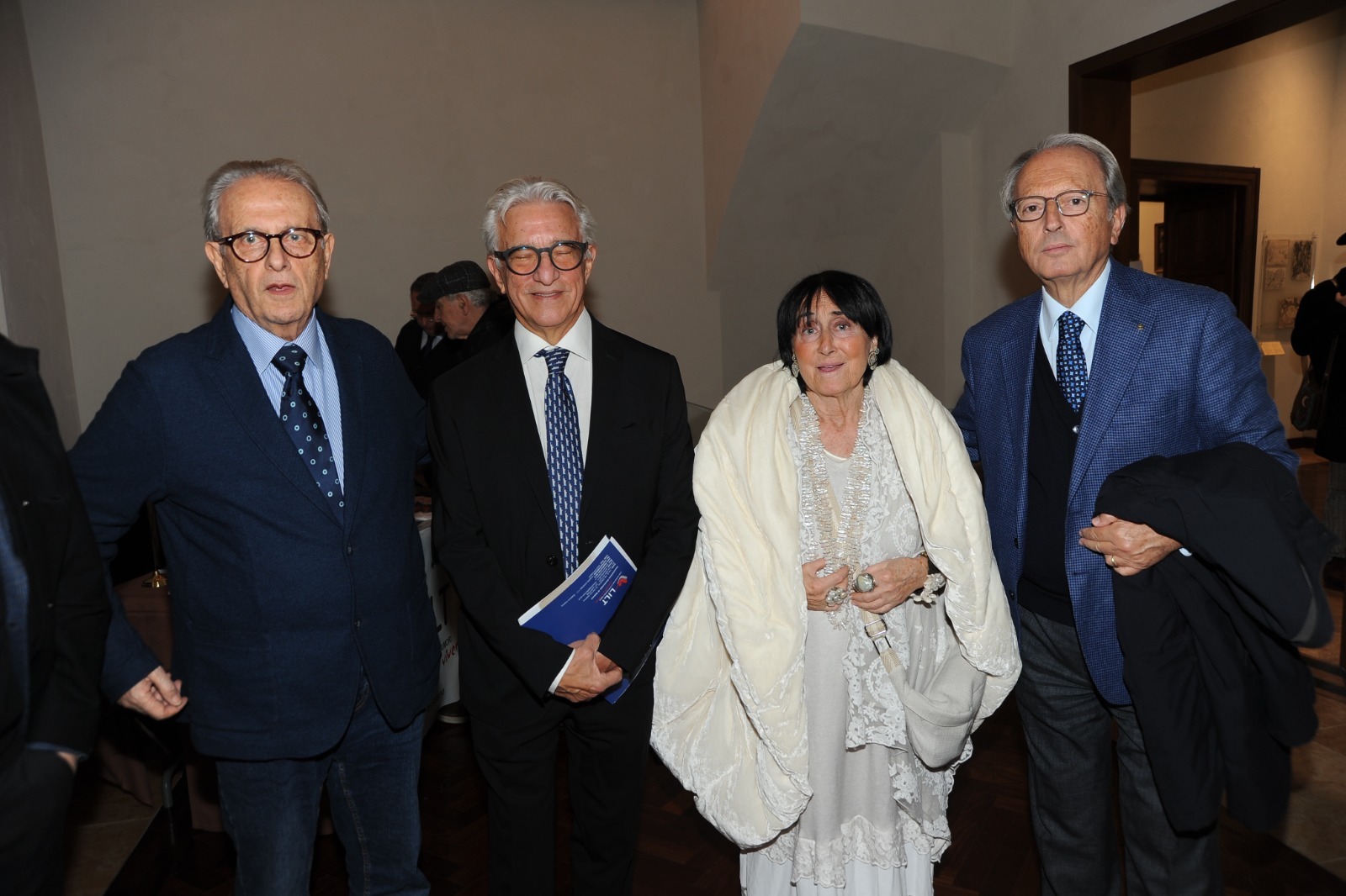 Salerno: “Il Dono dell’Arte e l’Arte che dona”, successo per collettiva benefica pro Lilt  