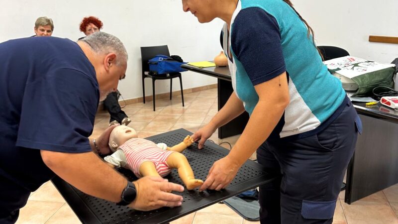 Salerno: consegna attestati di partecipazione a corso di primo soccorso