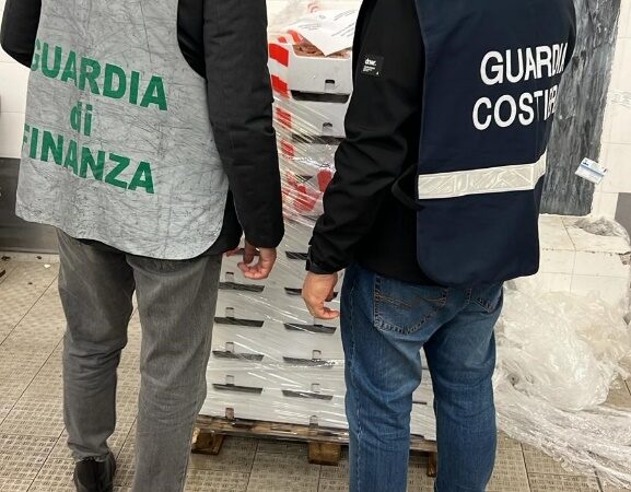 Salerno: Capitaneria di Porto, controlli a filiera ittica locale per tutela consumatore finale nel periodo natalizio