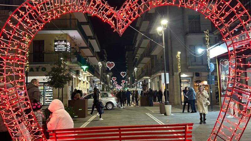 Mercato San Severino: installazioni luminose per San Valentino