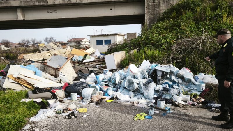 Acerra: Guardie Lipu, rinvenute 2 discariche di rifiuti speciali