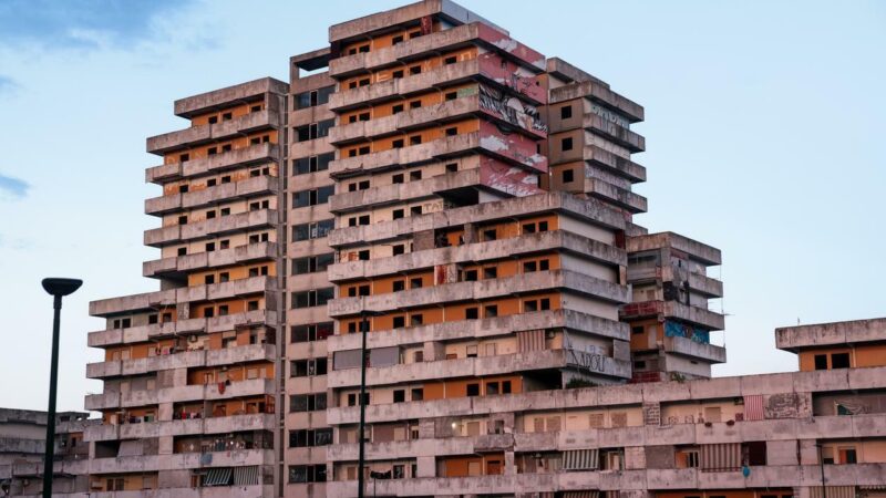 Napoli: on. Ferrante “Con abbattimento vela Gialla Scampia volta pagina, lo Stato c’è” 