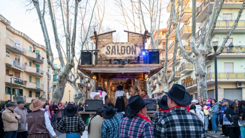 Eboli: successo per Carnevale ebolitano