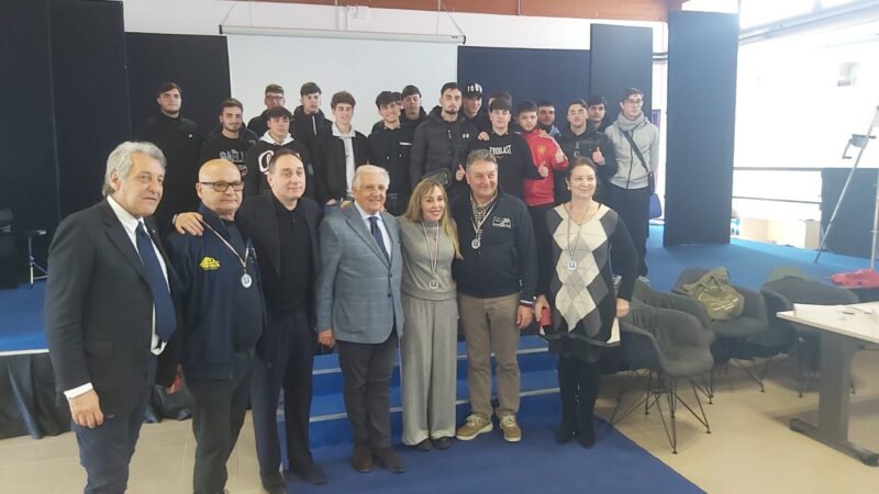 Torre Annunziata: Aviazione Marittima Italiana, idrovolante per “Posso volare anch’io”